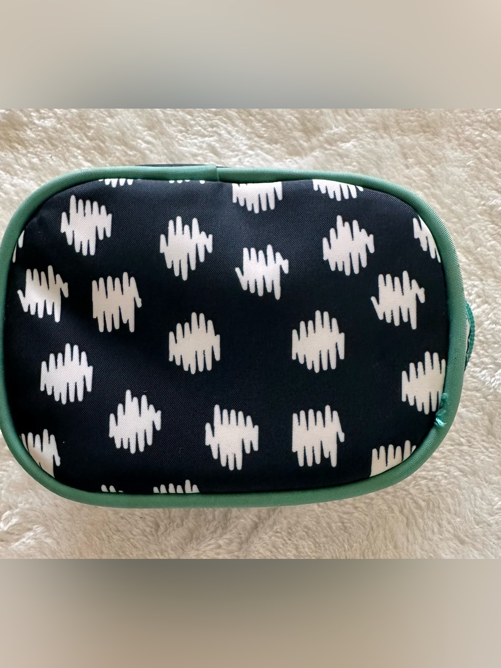 Thirty One Navy and White Patterned Cosmetic/Jewelry Case with Green Trim